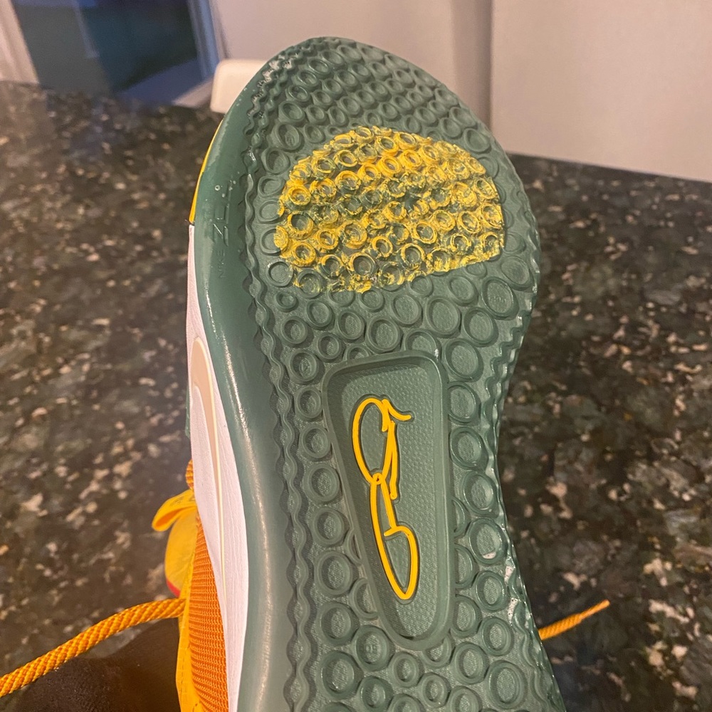 Mens Basketball Shoes